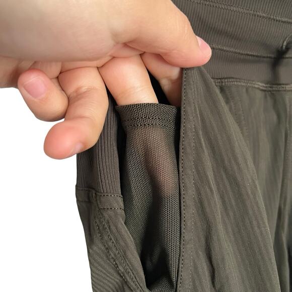 Lululemon Dance Studio Jogger Pull On Pants Olive Green Gym Athletic Size 4 - Picture 7 of 11